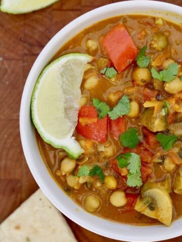 cropped-vegetable-chickpea-curry-1.jpg