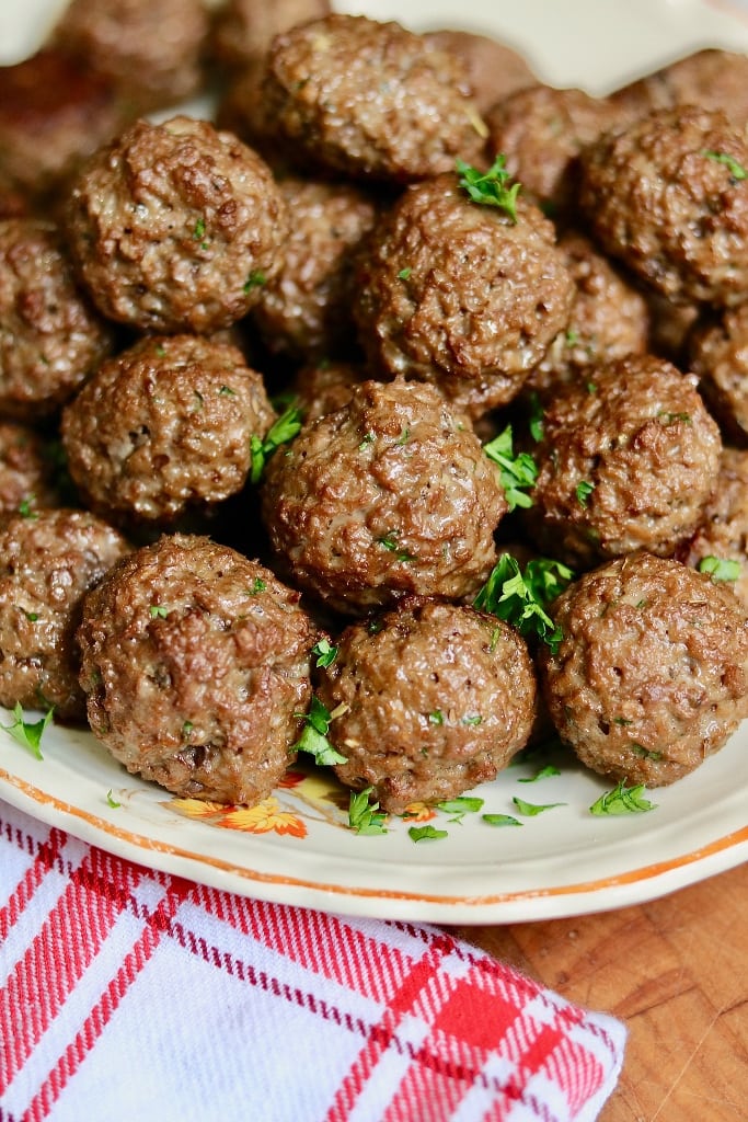 vegan meatballs on a platter