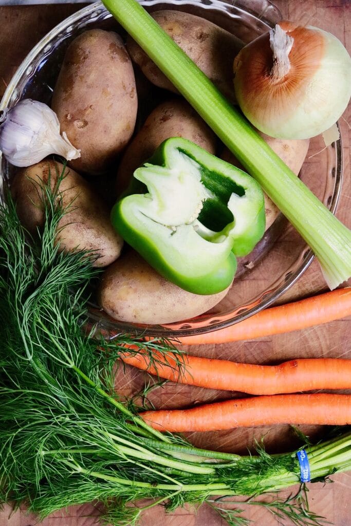 ingredients for vegan doukhobor borscht on a cutting board