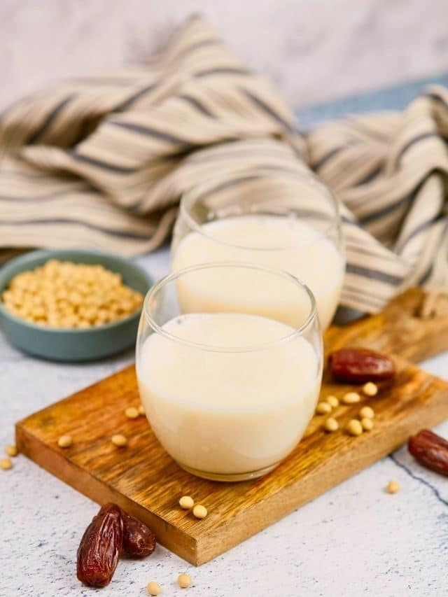 The Easiest Soy Milk Recipe