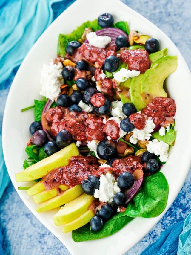 Vegan Blueberry Salad with Homemade Dressing